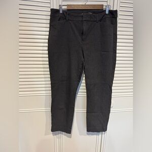 Old Navy Women's Dark Gray Cropped Pants